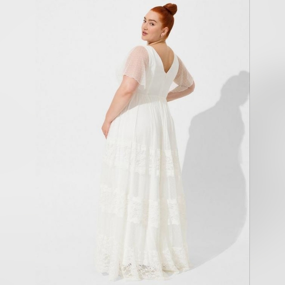 Torrid Ivory Lace A-line Boho Wedding Dress - Picture 3 of 8